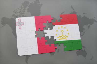 malta ve Tacikistan Ulusal bayrak bir dünya haritası üzerinde ile bulmaca