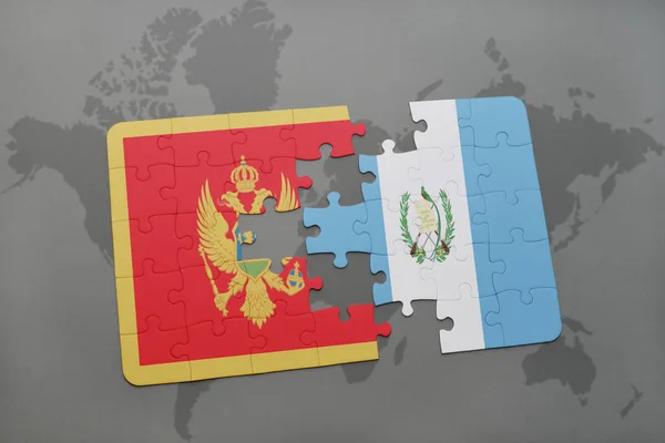 Karadağ ve guatemala ulusal bayrak bir dünya haritası üzerinde ile bulmaca — Stok fotoğraf