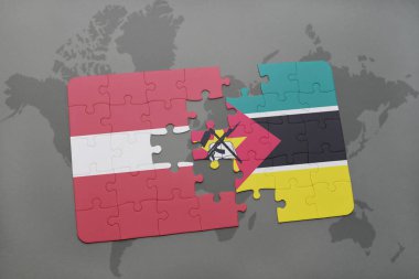 Letonya ve Mozambik bir dünya haritası üzerinde bayrağı ile bulmaca