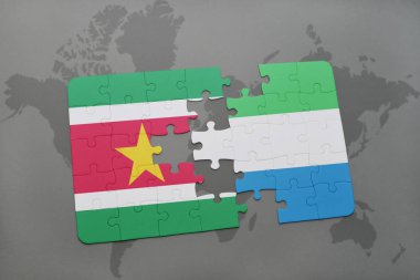 Surinam ve sierra leone bir dünya haritası üzerinde bayrağı ile bulmaca