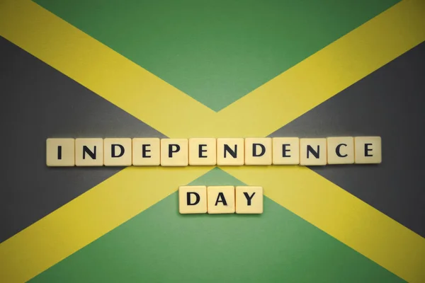 Litery z tekstu dnia niepodległości Narodowa flaga Jamajki. — Zdjęcie stockowe