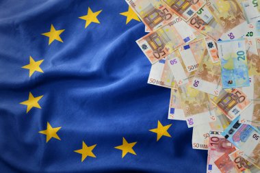 Euro para Lirası üstünde dalgalanan bayrak Avrupa Birliği'nin.