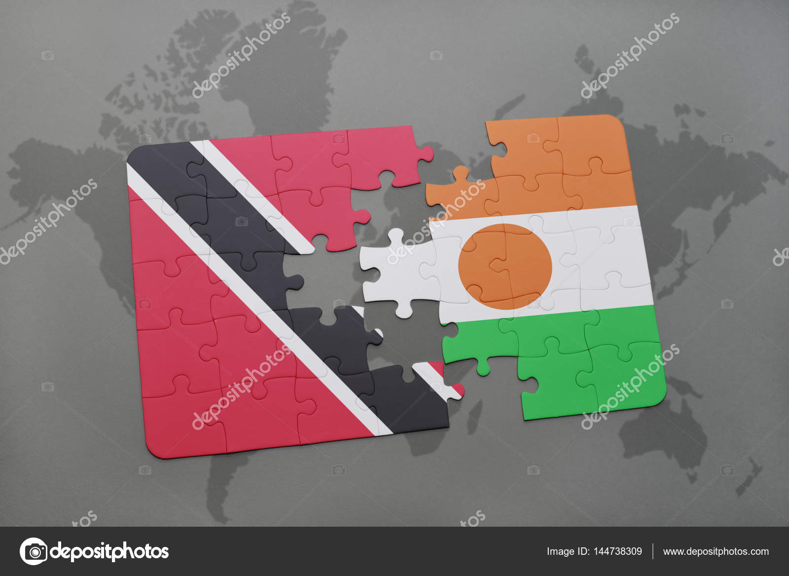 トリニダード トバゴ共和国 ニジェールの国旗は世界地図のパズルします ストック写真 C Ruletkka