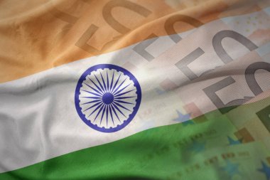 renkli bir euro para banknot arka plan Hindistan Ulusal bayrağını sallıyor. Ekonomi kavramı
