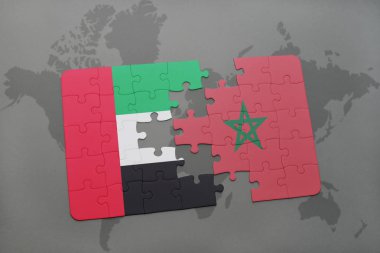 Birleşik Arap Emirlikleri ve Fas bir dünya haritası üzerinde bayrağı ile bulmaca