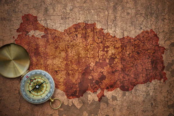 Kaart van Turkije op een oude vintage spleet papier — Stockfoto