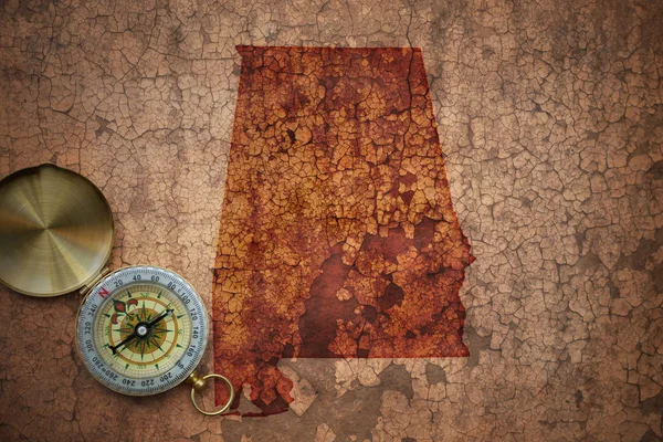古いビンテージ亀裂紙にアラバマ州の地図 — ストック写真