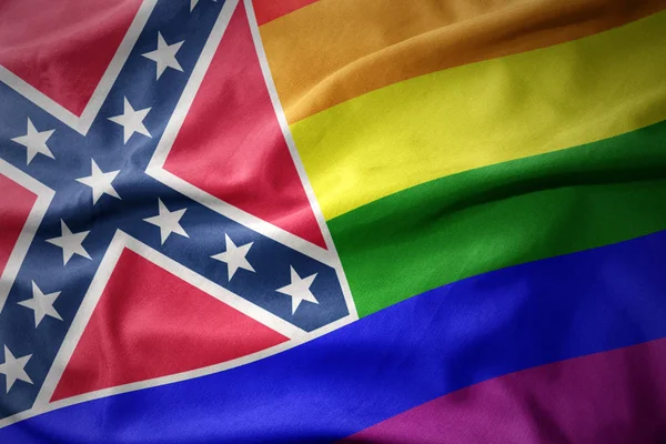 Mississippi állam szivárvány meleg büszkeség lobogó zászló integet — Stock Fotó