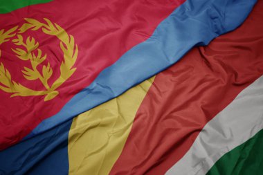 Seyşeller 'in renkli bayrağı ve eritrea' nın ulusal bayrağı sallanıyor..