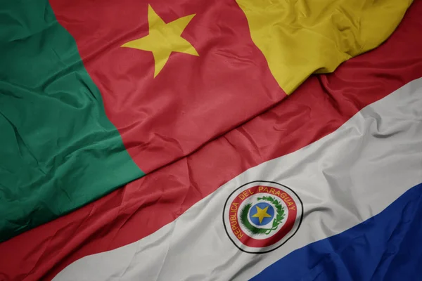 Zwaaiende Vlag Van Paraguay Nationale Vlag Van Kameroen Macro — Stockfoto