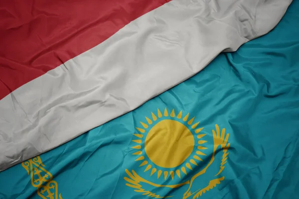 Kazakistan Renkli Bayrağını Endonezya Nın Ulusal Bayrağını Sallıyordu Makro — Stok fotoğraf