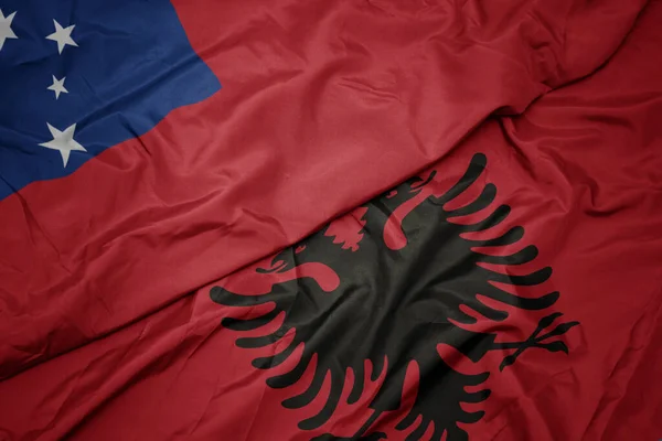Sventolando Bandiera Colorata Albania Bandiera Nazionale Samoa Macro — Foto Stock