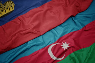 Azerbaijan bayrağı ve ulusal liechtenstein bayrağı sallıyordu. makro