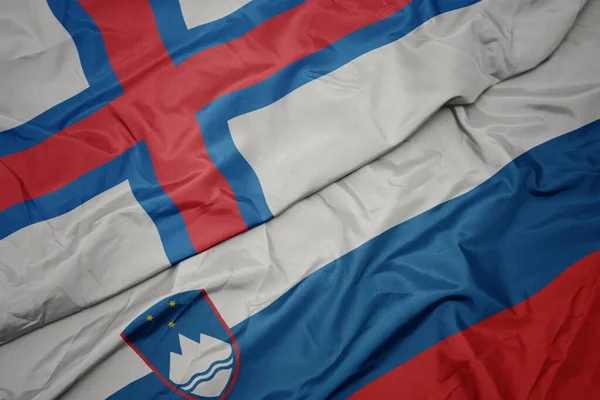 Zwaaiende Vlag Van Slovenië Nationale Vlag Van Faeröer Eilanden Macro — Stockfoto