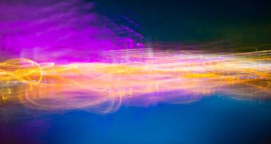 koyu arka plan üzerinde modern soyut Hareketli banner.