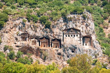 Antik Caunos kentinin ünlü Lycian Mezarları, Dalyan, Türkiye
