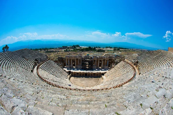 Teatr rzymski w Pamukkale, starożytnego miasta Hierapolis Turcji, — Zdjęcie stockowe