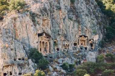 Antik Caunos kentinin ünlü Lycian Mezarları, Dalyan, Türkiye