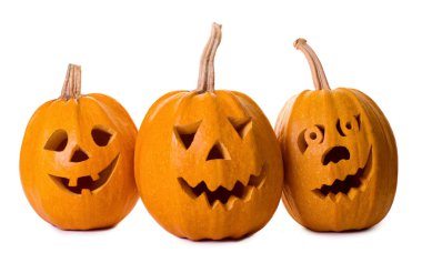 Cadılar Bayramı Balkabağı, komik surat beyaz arka plan üzerinde izole