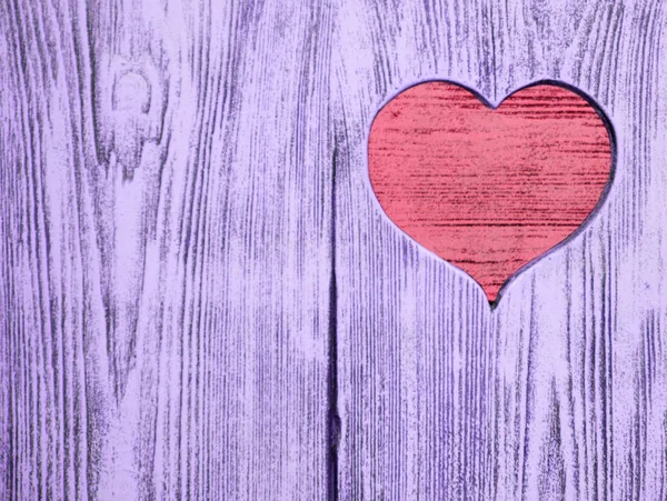 Rotes Herz Ein Holzbrett Geschnitzt Hintergrund Postkarte Valentinstag — Stockfoto