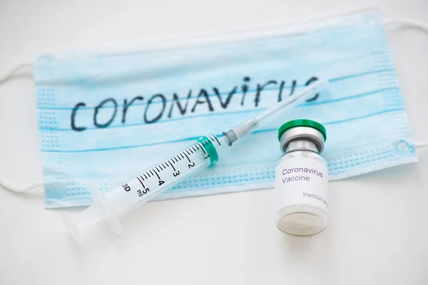 Lékařská Maska Injekční Stříkačka Jehly Coronavirus Infekce Ochrana Koncept — Stock fotografie