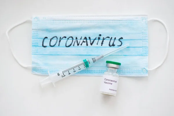 Lékařská Maska Injekční Stříkačka Jehly Coronavirus Infekce Ochrana Koncept — Stock fotografie