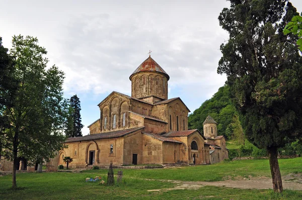 Gelati est un complexe monastique médiéval géorgien Images De Stock Libres De Droits