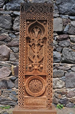 Khachkar, Ermenistan'da Kutsal haç-taş