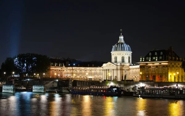 Spaziergang durch Paris — Stockfoto