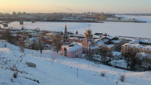 Akşam kış görünümü Nijniy Novgorod Rusya'nın — Stok video