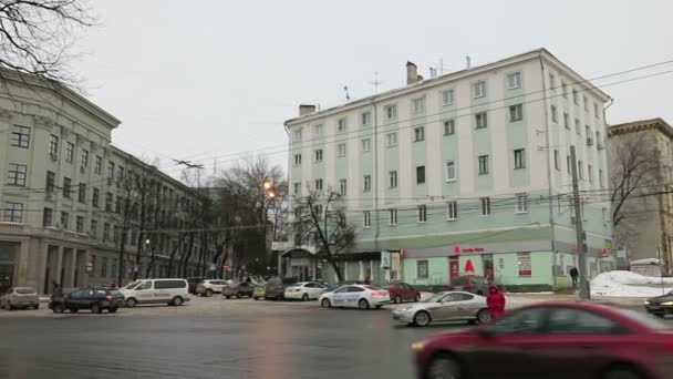 Vista de invierno de la plaza Gorki en Nizhny Novgorod — Vídeo de stock