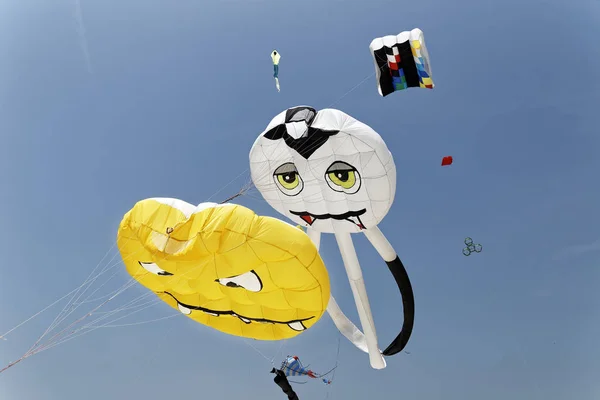 Flying  kite festival — Stock Photo, Image