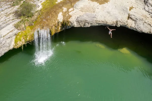 Zarecki Krov Croatia April 2020 Aerial Shot Unidentified Person Jumps — Stock Photo, Image