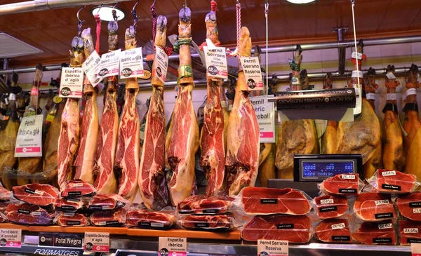 Μεγαλύτερη αγορά φρέσκων τροφίμων σε Βαρκελώνη — Φωτογραφία Αρχείου