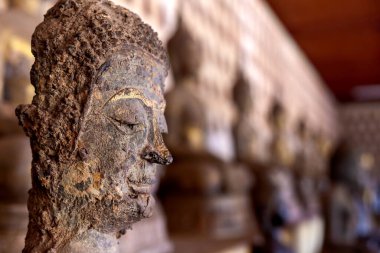 Laos Çürümesi 'nde Buda' nın yüzü
