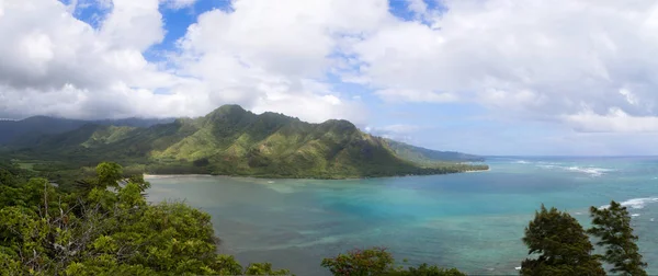 Panoramisch uitzicht van Aluapuleho punt, Hawaï — Stockfoto