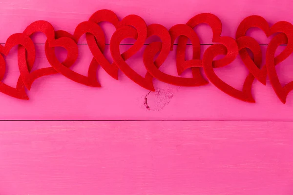 ロマンスと愛を赤いハートの罫線 — ストック写真