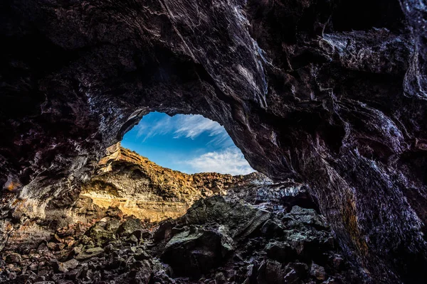 Cueva de los tubos de lava del túnel indio —  Fotos de Stock