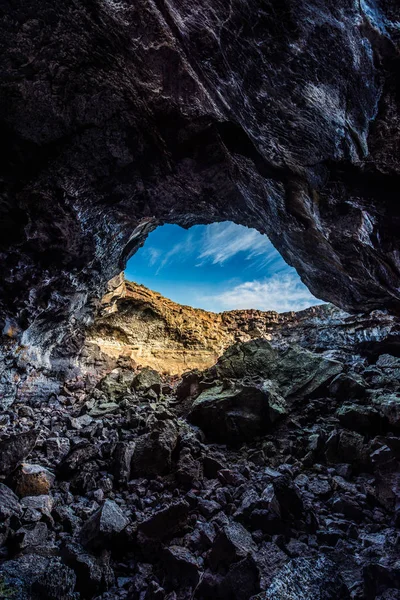 Cueva de los tubos de lava del túnel indio — Foto de Stock