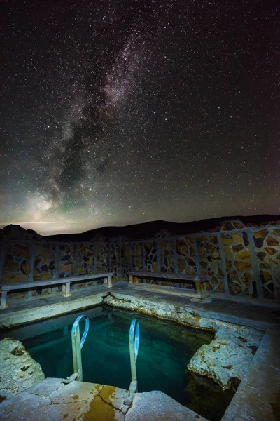 Vía Láctea sobre Antelope Hot Springs Oregon —  Fotos de Stock