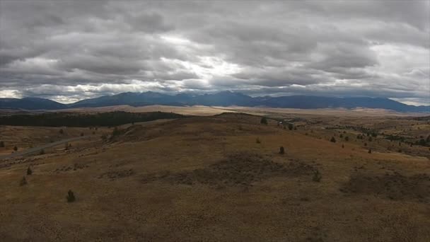 Fresa de montaña desierto Oregon antena — Vídeo de stock
