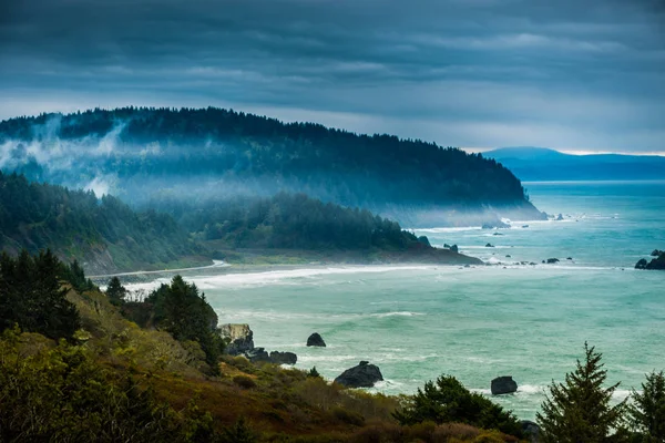 Costa da Califórnia dia chuvoso Highway 101 — Fotografia de Stock