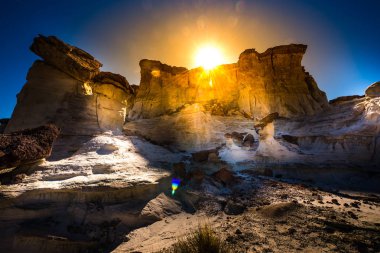 Güneş ayarına Kanab yakınındaki Wahweap Hoodoos