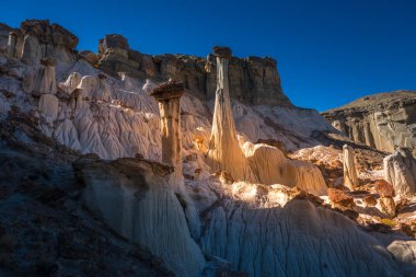 Günbatımı Kanab yakınındaki Wahweap Hoodoos üzerinde