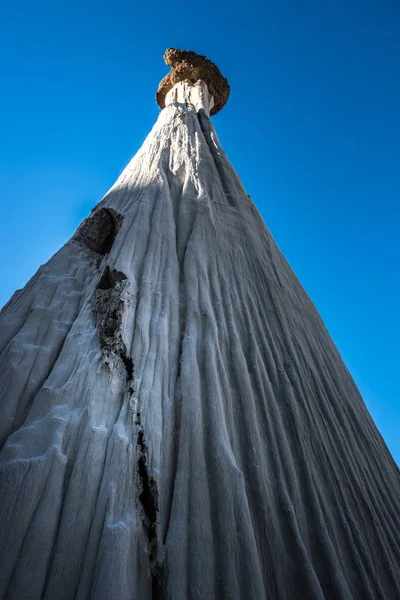 Från marken upp Wahweap Hoodoos nära Kanab — Stockfoto