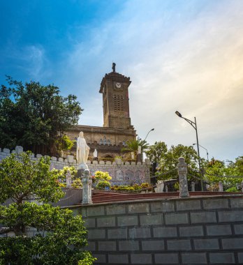 Orta Vietnam 'daki Nha Trang Katedrali' nin kralı İsa. 