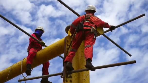 Sarawak Malaysia Januari 2017 Oidentifierade Grupp Scaffolder Team Med Hösten — Stockvideo