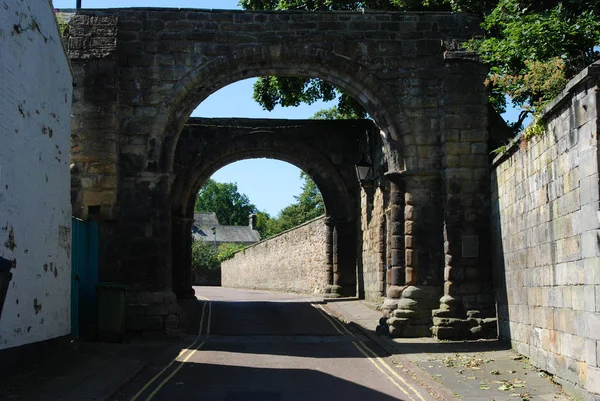 Antigo portão histórico da cidade em Hexham — Fotografia de Stock