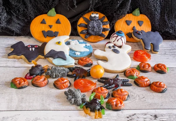 Sweet homemade halloween cookies — Stock Photo, Image