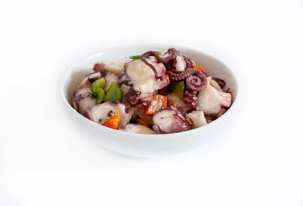 Octopus salaatti vinaigrette kastikkeella . — kuvapankkivalokuva